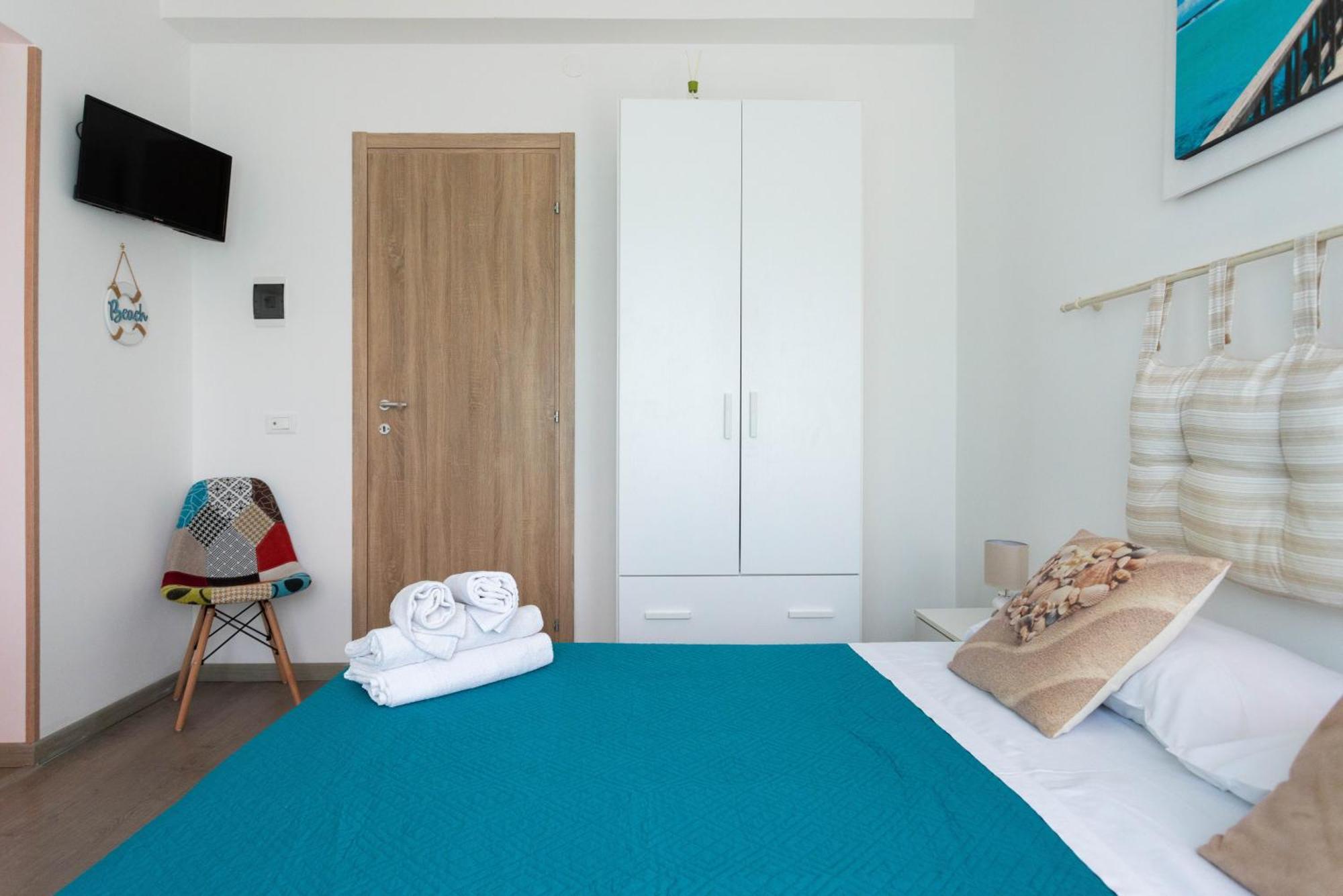 Mondello House Eraclea Hotel Bagian luar foto