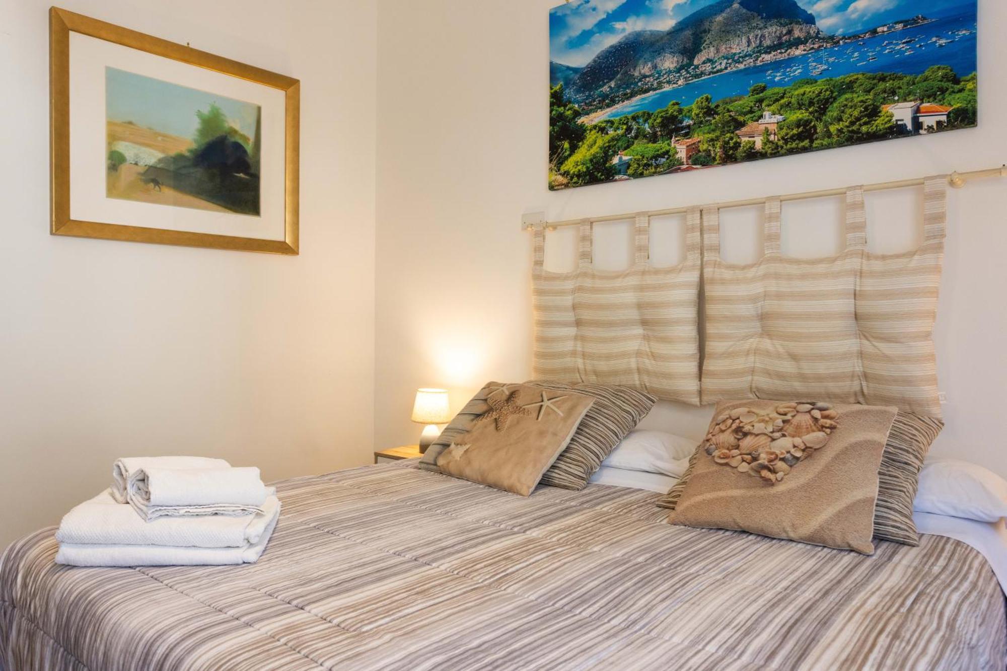 Mondello House Eraclea Hotel Bagian luar foto